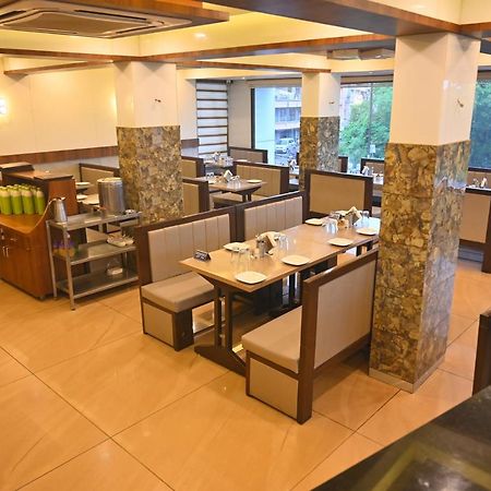 Hotel Aaram Umargam ภายนอก รูปภาพ